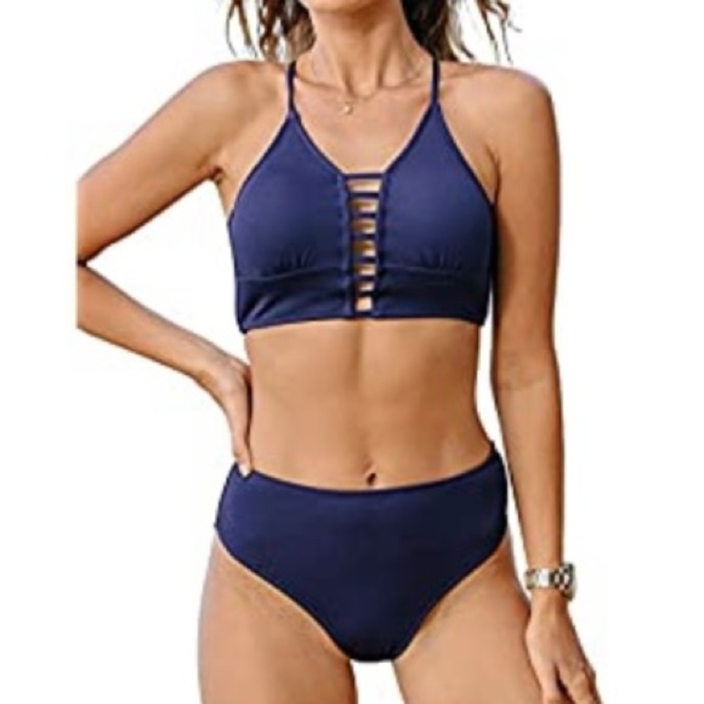 ✨NEW Women’s Cupshe Bikini Large